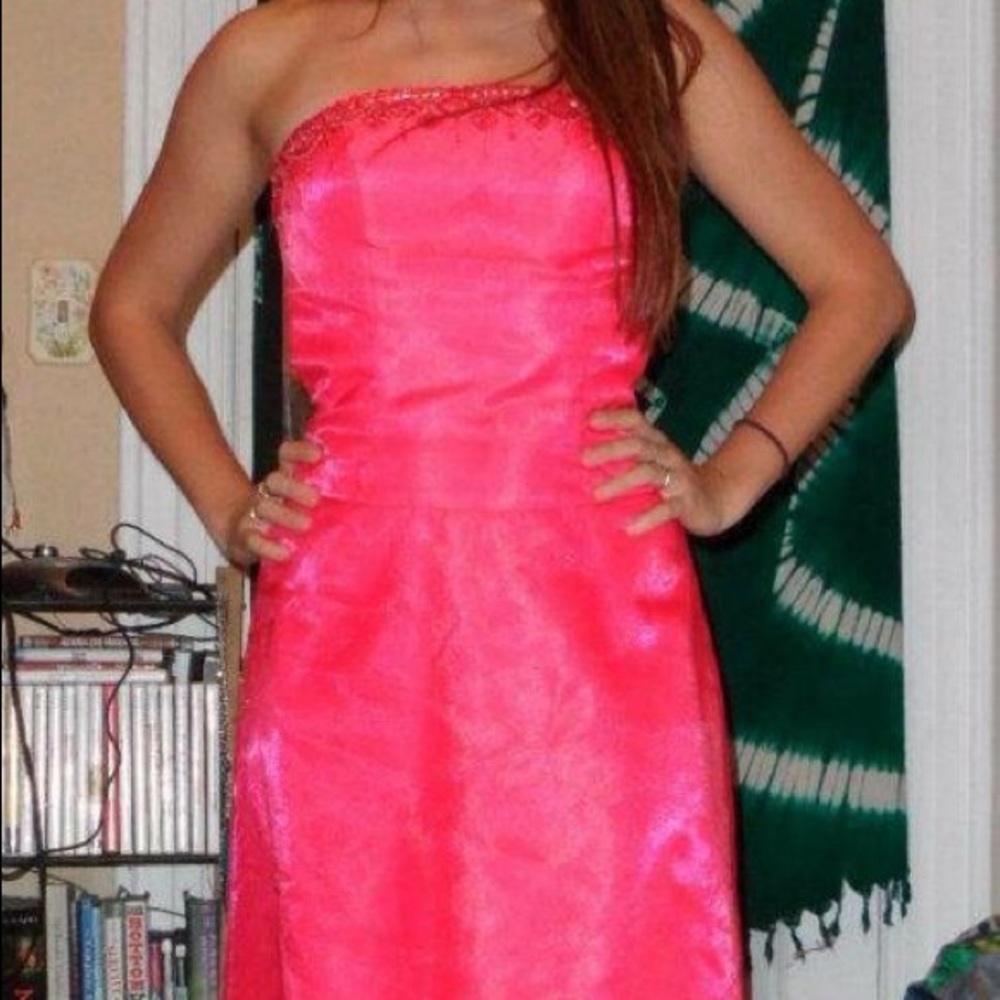 Formal pageant prom homecoming dress ball gown